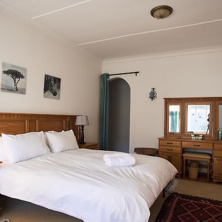 Rosewood Corner, Clarens Bed and Breakfast Exteriör bild