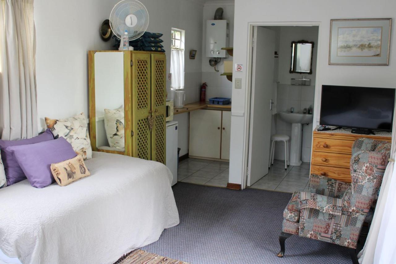 Rosewood Corner, Clarens Bed and Breakfast Exteriör bild