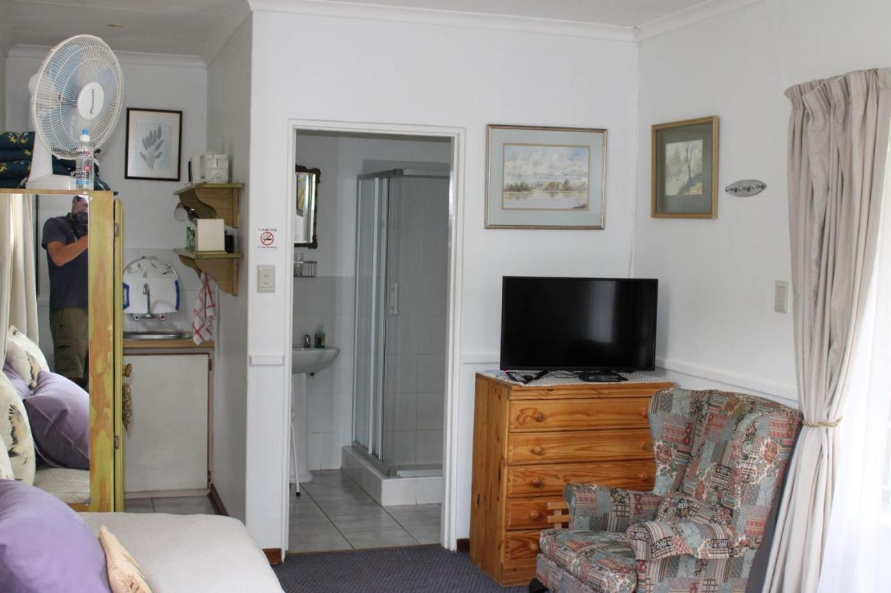 Rosewood Corner, Clarens Bed and Breakfast Exteriör bild