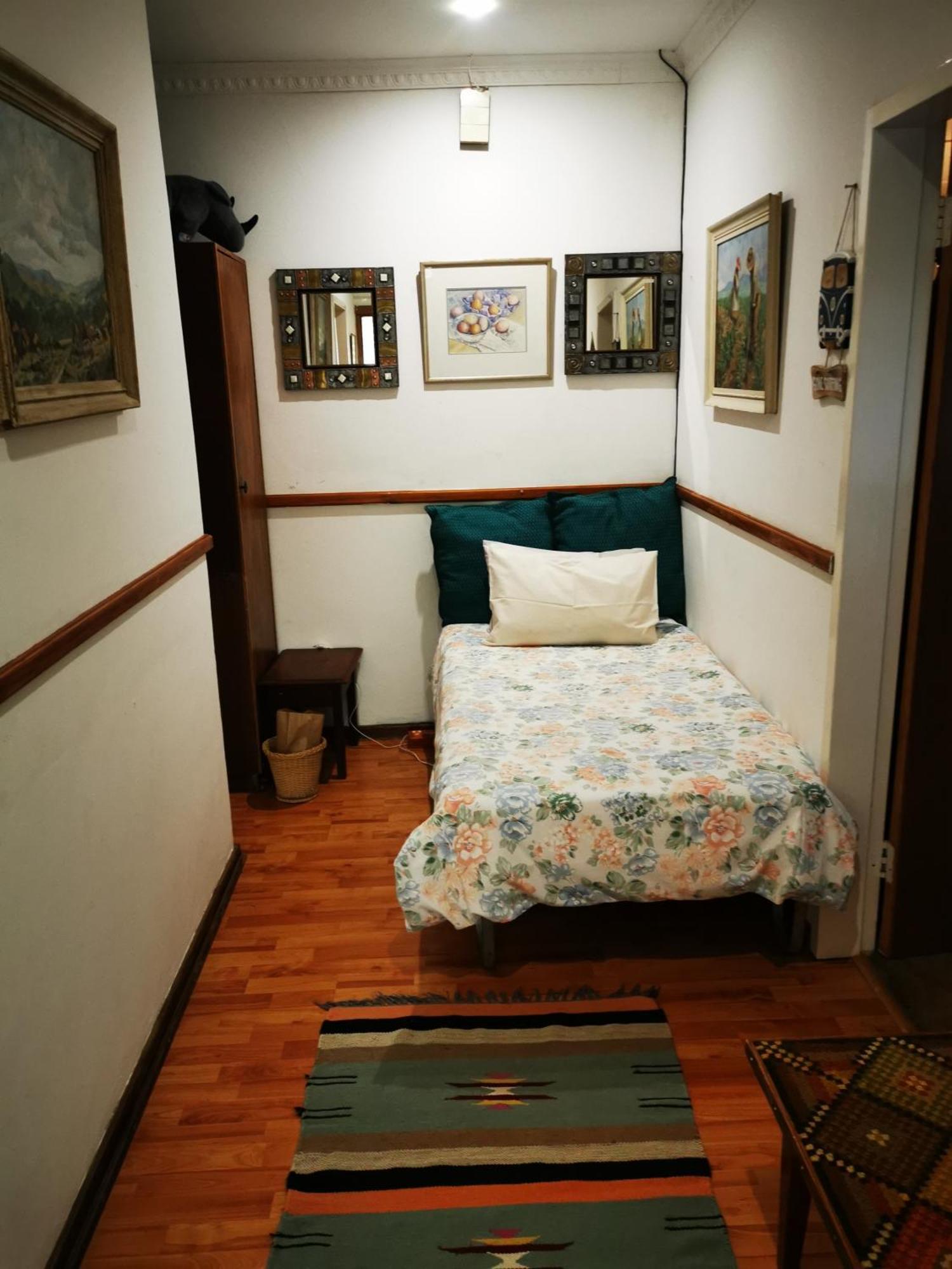 Rosewood Corner, Clarens Bed and Breakfast Exteriör bild
