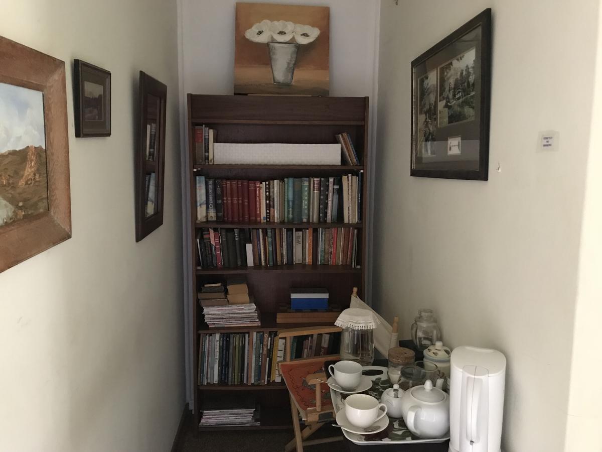 Rosewood Corner, Clarens Bed and Breakfast Exteriör bild