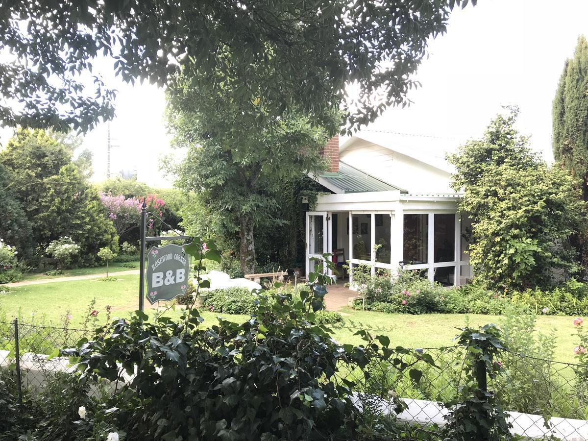 Rosewood Corner, Clarens Bed and Breakfast Exteriör bild