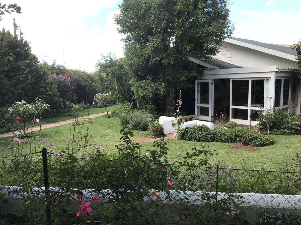 Rosewood Corner, Clarens Bed and Breakfast Exteriör bild