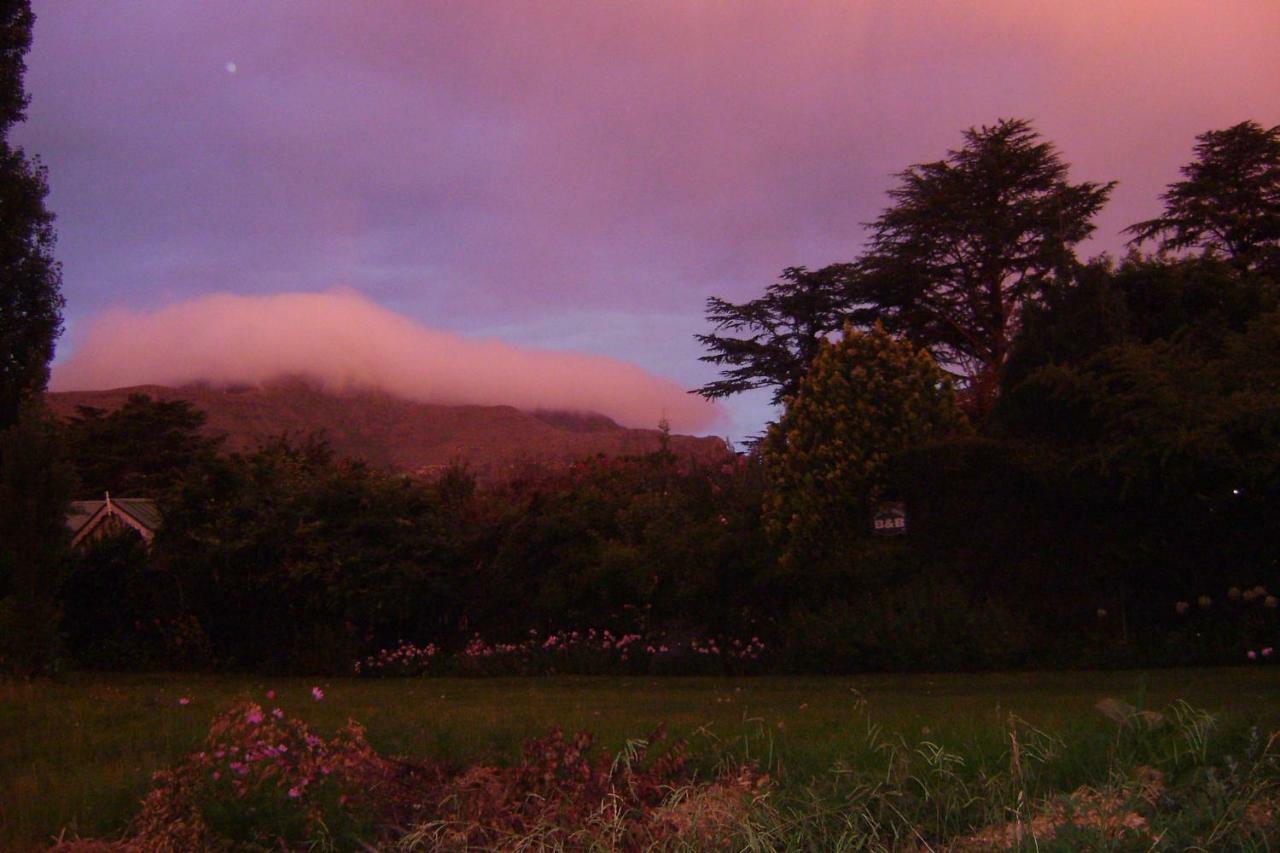 Rosewood Corner, Clarens Bed and Breakfast Exteriör bild